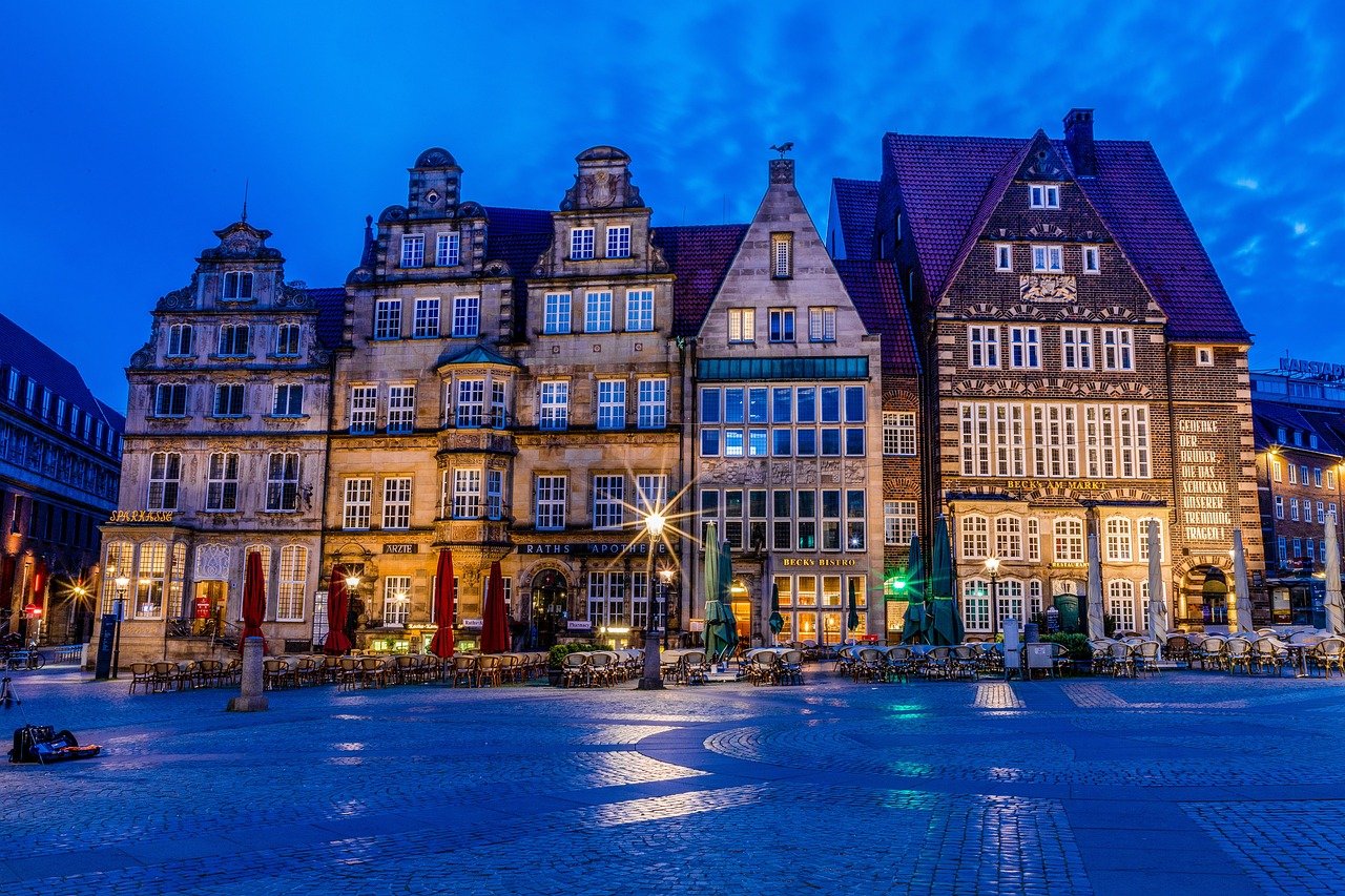 bremen, marketplace, blue hour-6557996.jpg